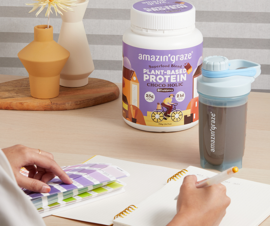 Protein Showdown: Whey vs. Plant Protein Powders